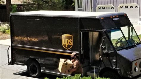 does ups deliver at 9pm|UPS Delivery Times & Schedule in My Area .